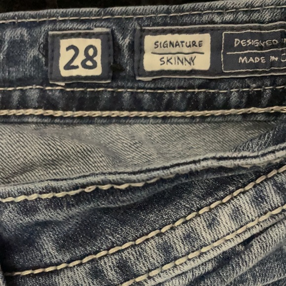 Miss Me Skinny Jeans - Picture 3 of 4